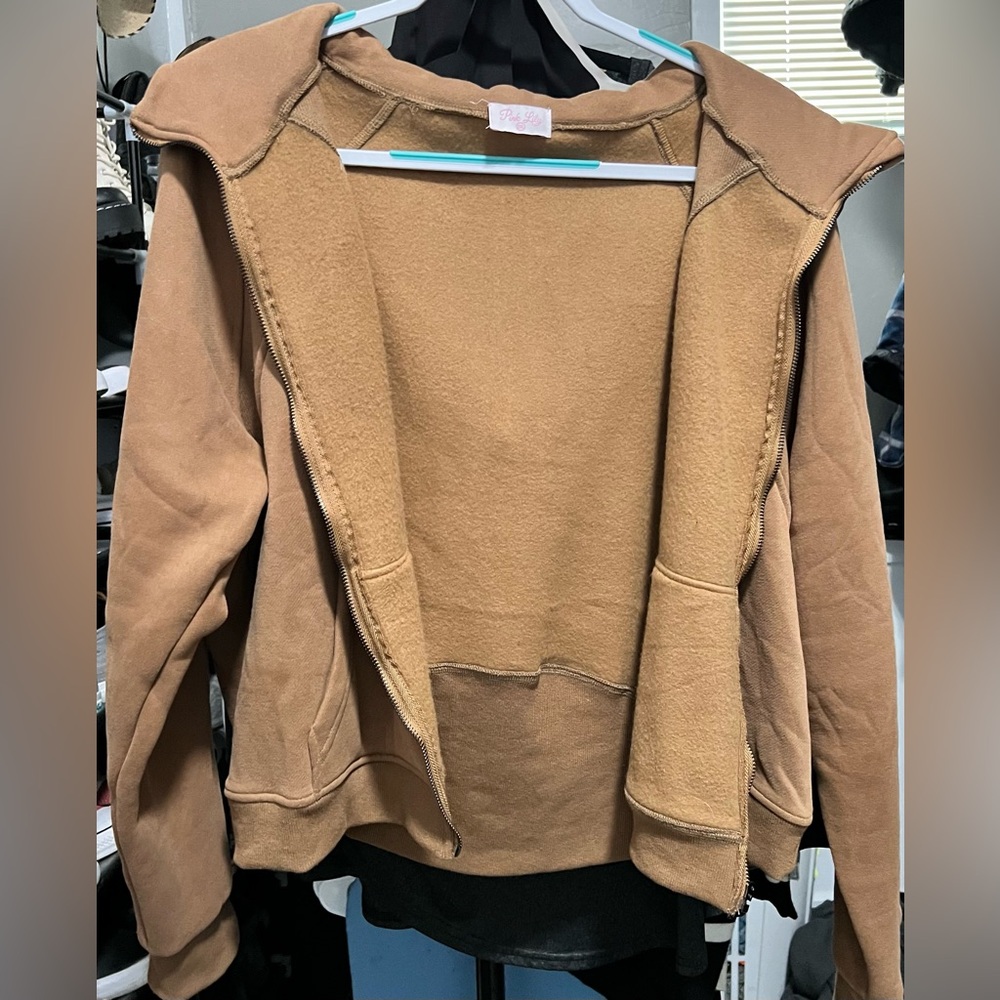 Women’s Cropped Zip-Up Hoodie - Pink Lily - Color Camel - Size 2X